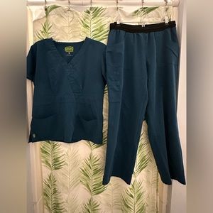 Ave Scrub Set size SM